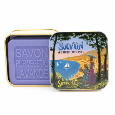 Savon de 100g dans une boite en métal avec une illustration de paysage de la Côte d'Azur de la collection de savons "Boites avec Savons"
