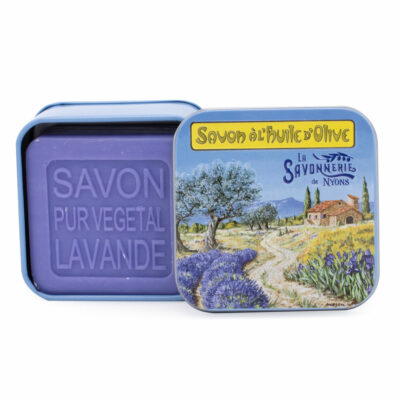 Savon de 100g dans une boite en métal avec une illustration de paysage de Provence de la collection de savons "Boites avec Savons"