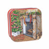 boite de la cheminée de Noel en métal retro illustrée avec une cheminée décorée pour Noël de la collection de savons parfumés "Boites avec Savons" - Fabriqué en France par La Savonnerie de Nyons