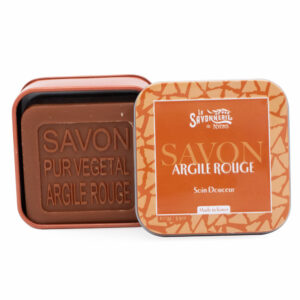 Savon à l'argile rouge dans une boite en métal rouge de la collection de savons "Savons à l’argile" - Fabriqué en France par La Savonnerie de Nyons