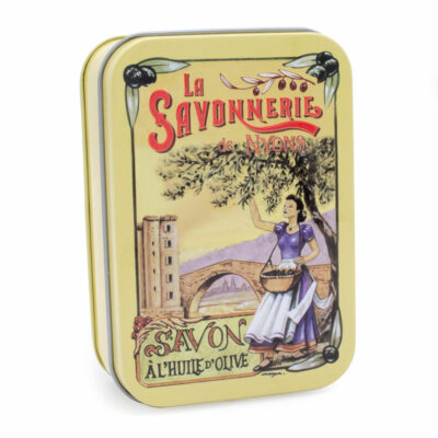 Boite pour savon de 200g en metal vintage illustrée par un dessin retro d'un paysage avec un pont de la collection "Boites avec Savons" - Fabriqué en France par La Savonnerie de Nyons