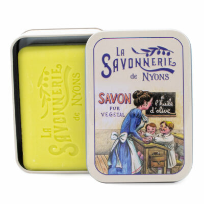 Savon verveine 200g dans sa boîte à savon en métal illustrée façon école d'autrefois